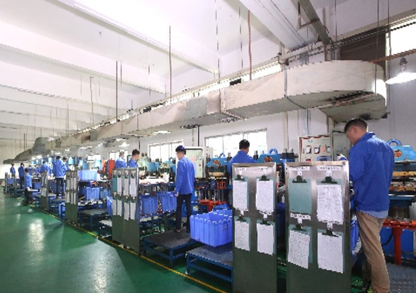 橡膠成型車(chē)間